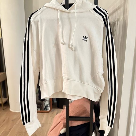 Adidas Adicolor Classics hoodie color white
US S - Picture 3 of 6